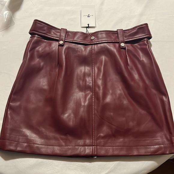$150 7 For All Mankind Size M Faux Leather Moto Mini Skirt NWT - Picture 6 of 6